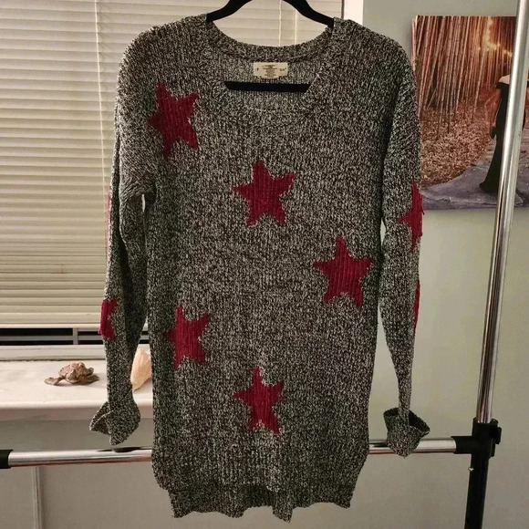 If it were me, Scoop‎ neck stars sweater - Picture 1 of 8